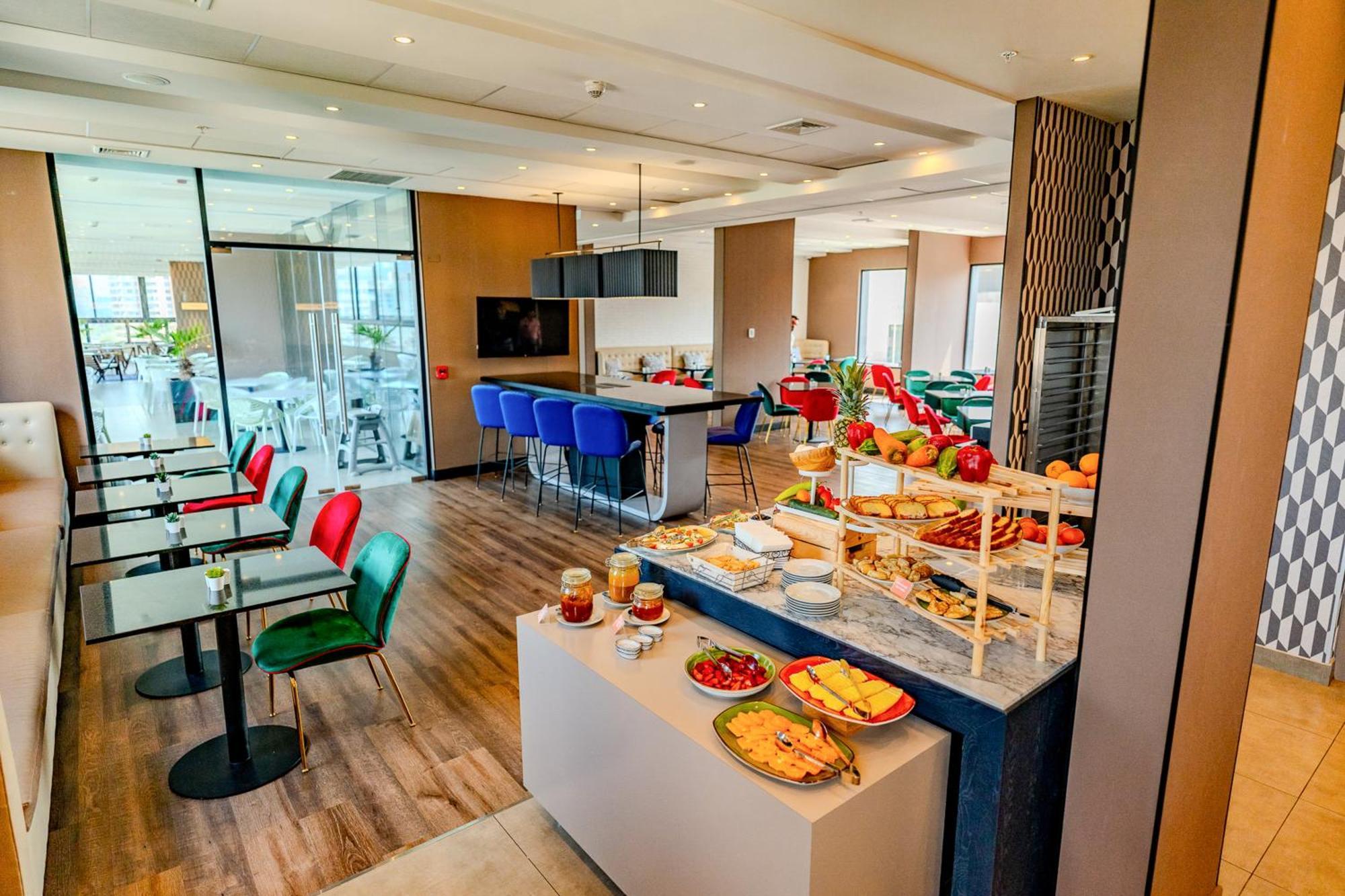 Hampton By Hilton Santiago Las Condes Zewnętrze zdjęcie