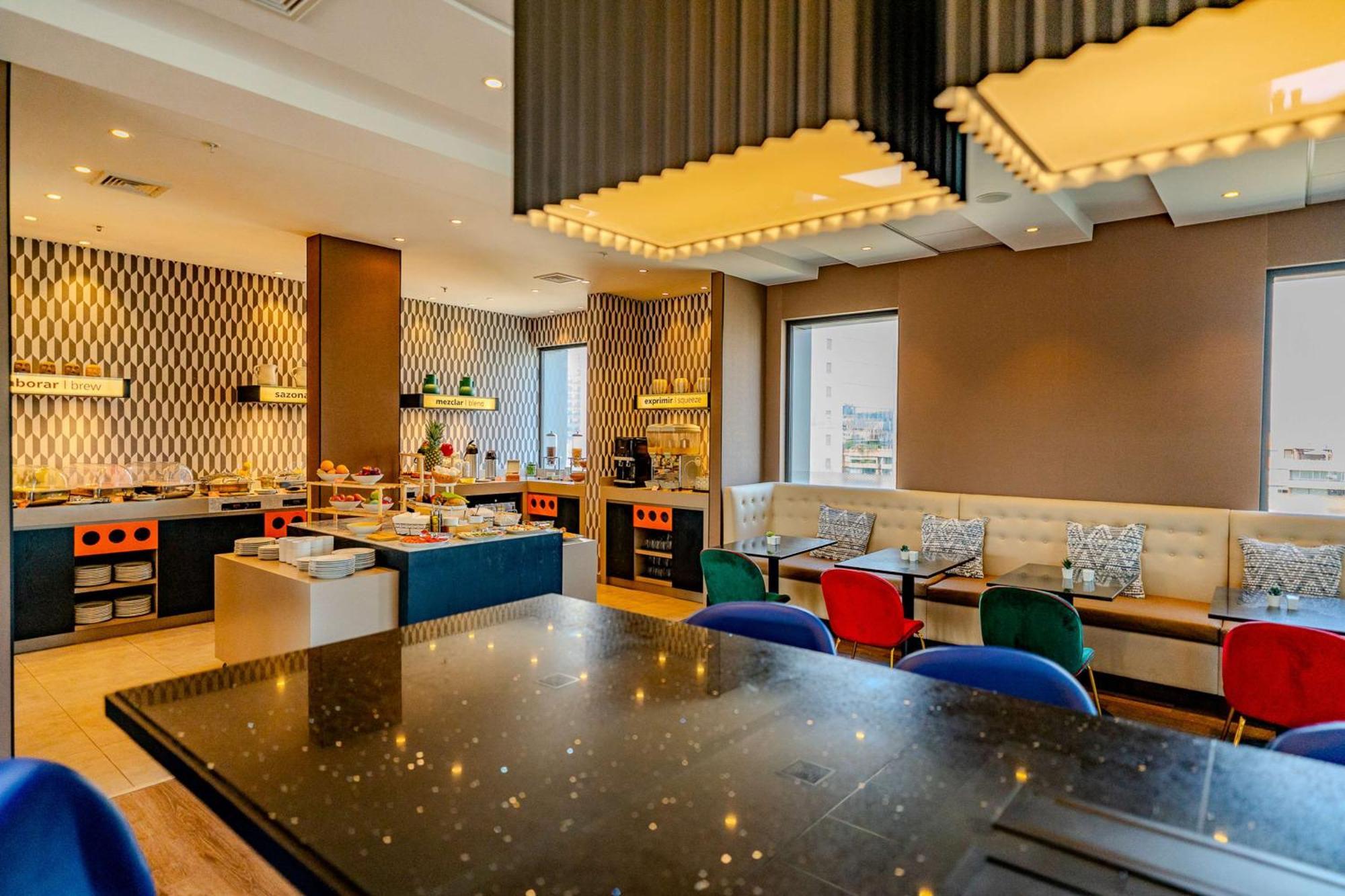 Hampton By Hilton Santiago Las Condes Zewnętrze zdjęcie